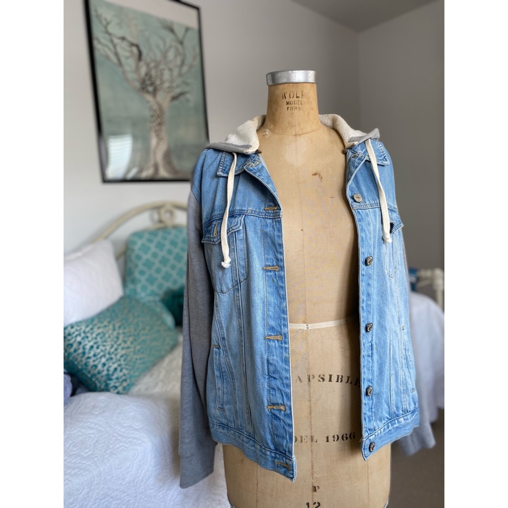 Jean Jacket Hoodie w/ Sweatshirt Sleeves